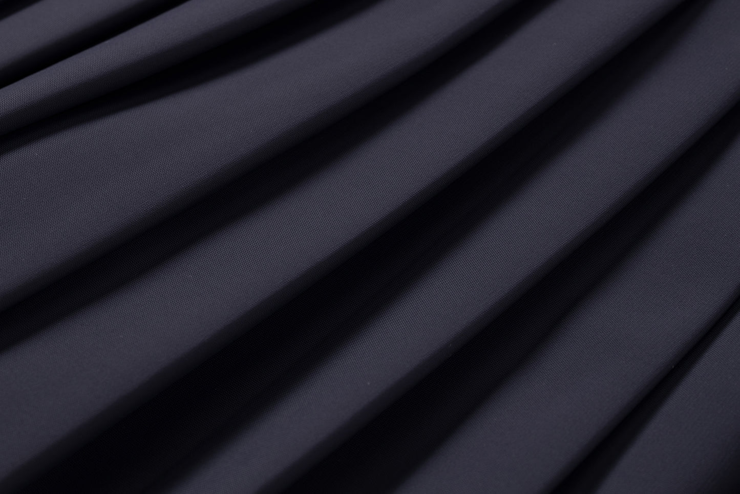 High-waisted pleated mini skirt (navy blue)