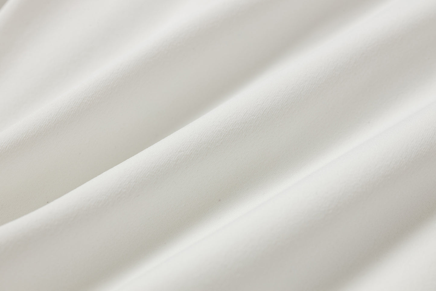 High-waisted pleated skirt (white)