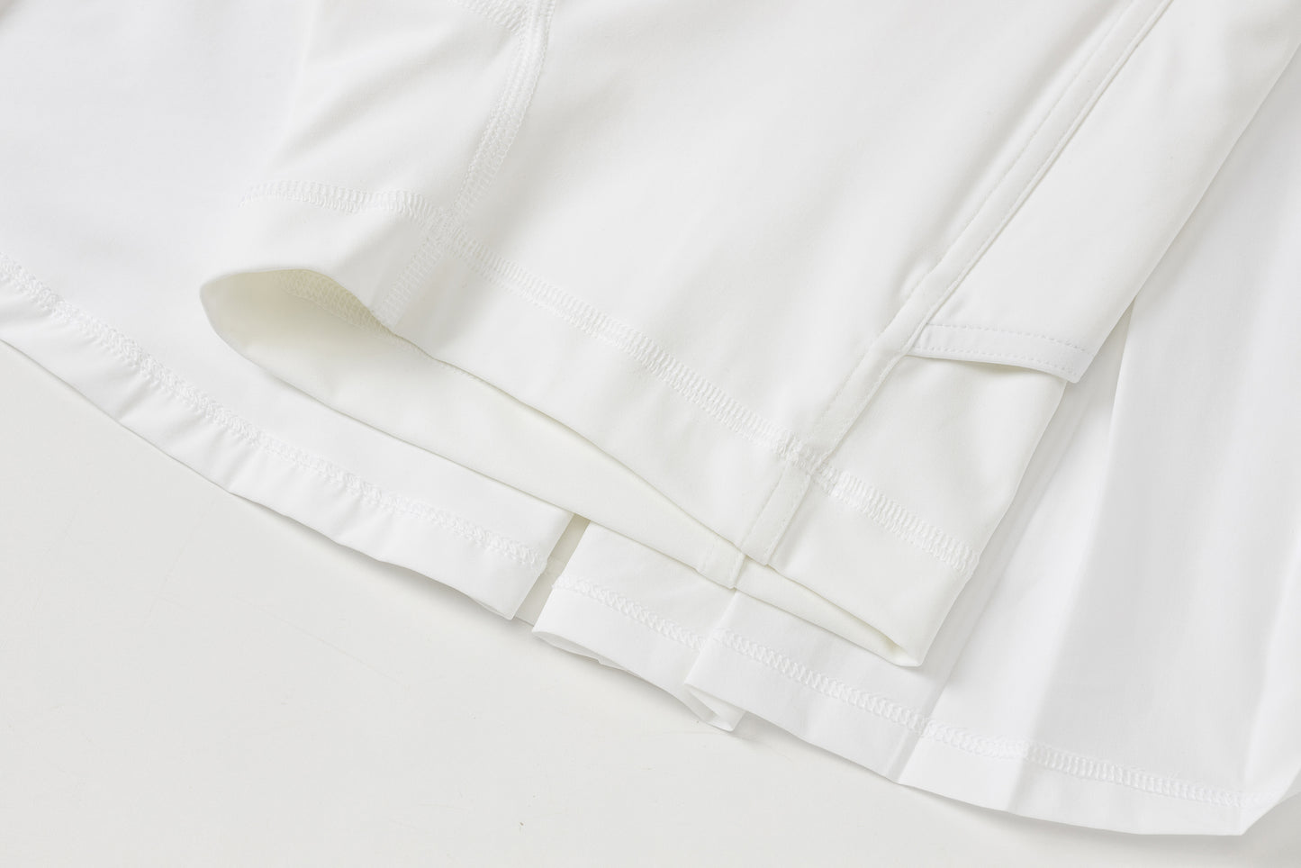 Quick-Dry Sports Skirt (White)