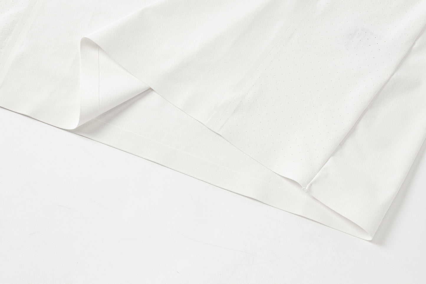 Quick-dry Sleeve Emblem Men's Polo (White)